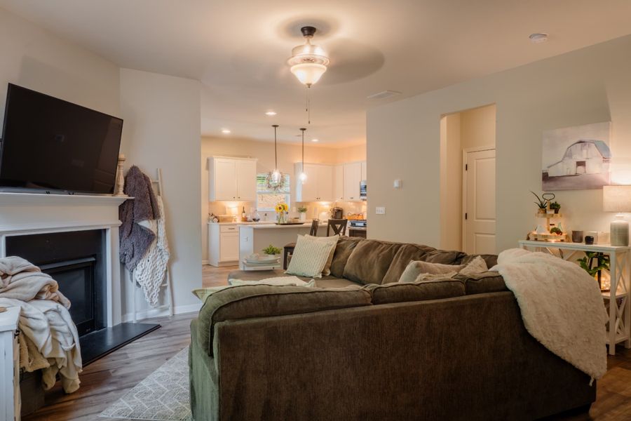 Town Home — photo 3