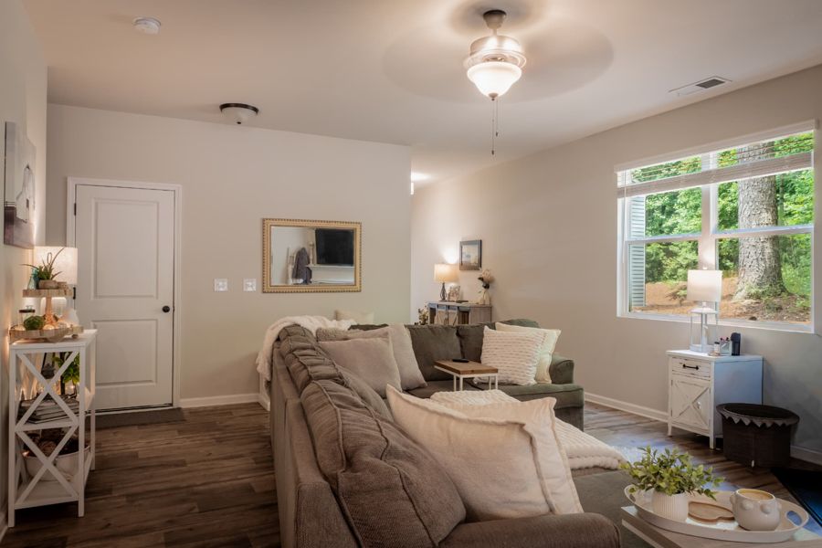 Town Home — photo 4