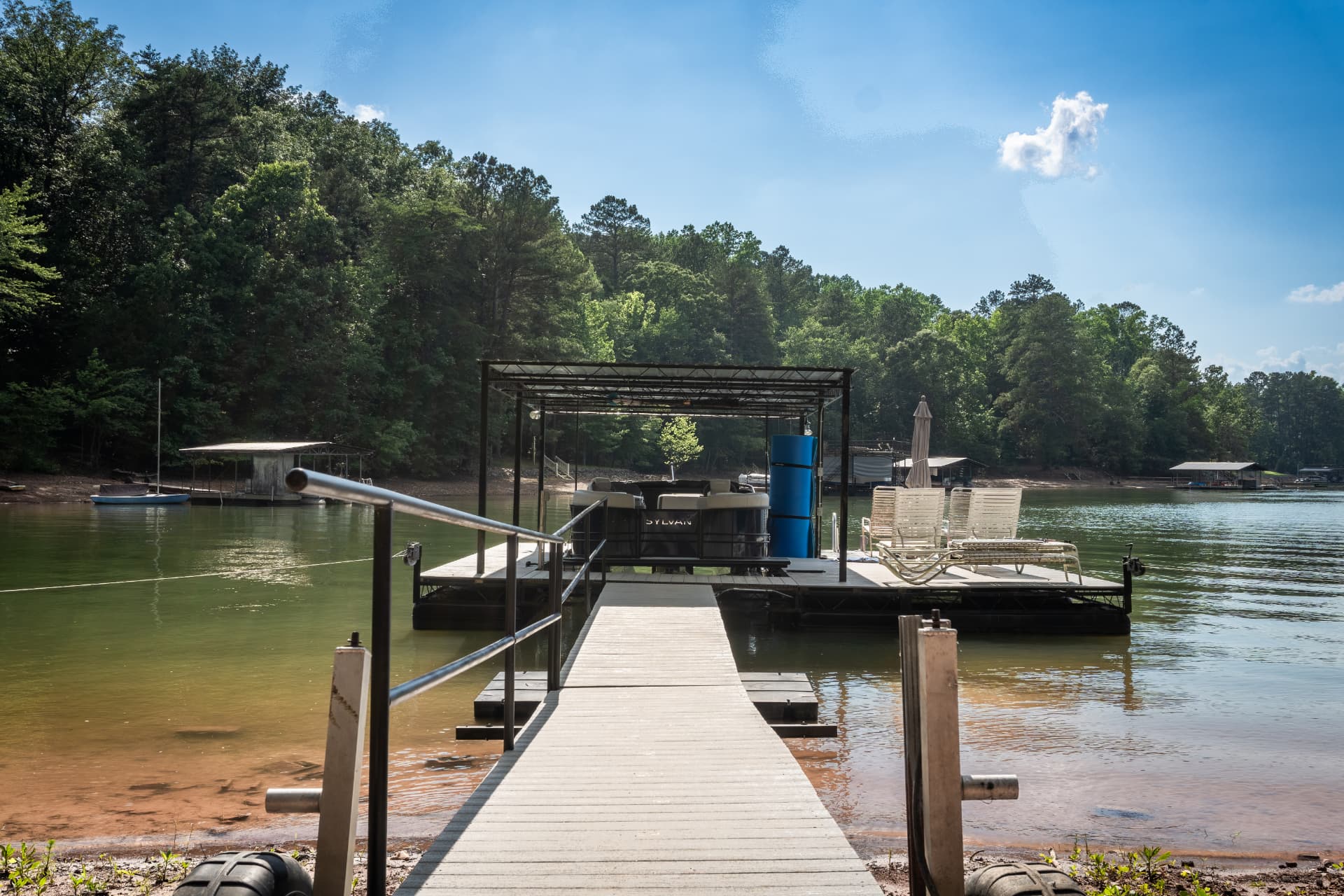 Lake House — photo 13